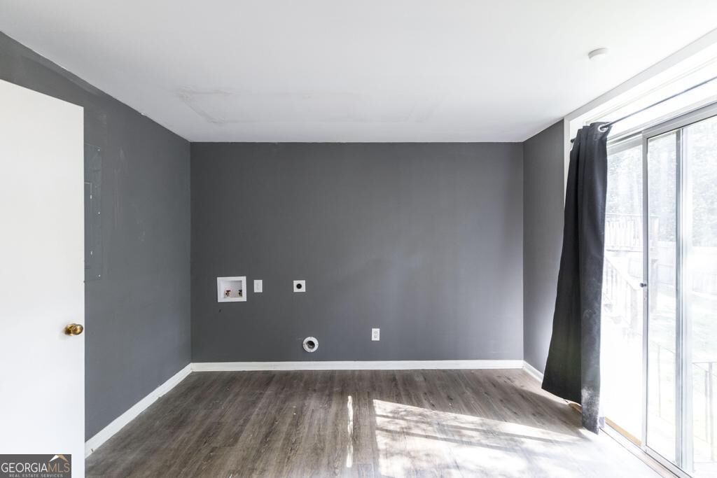 4404 Fairfax Drive Property Photo 27