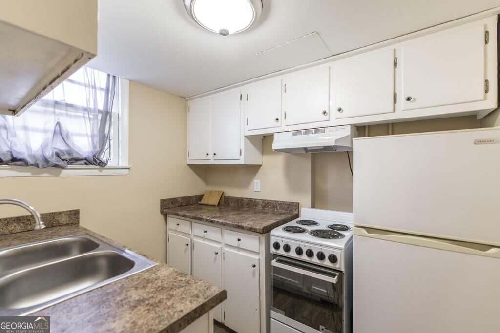 4404 Fairfax Drive Property Photo 28