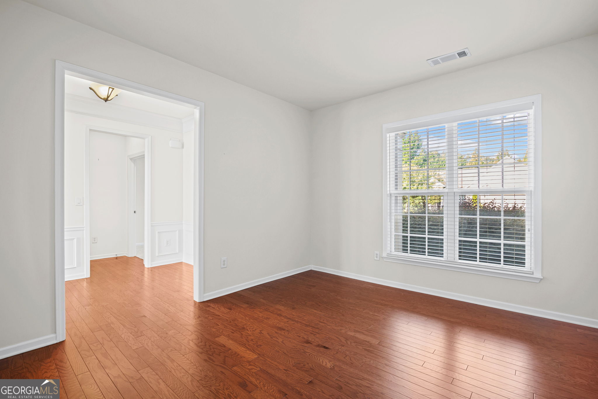 807 Eagle Drive Property Photo 7