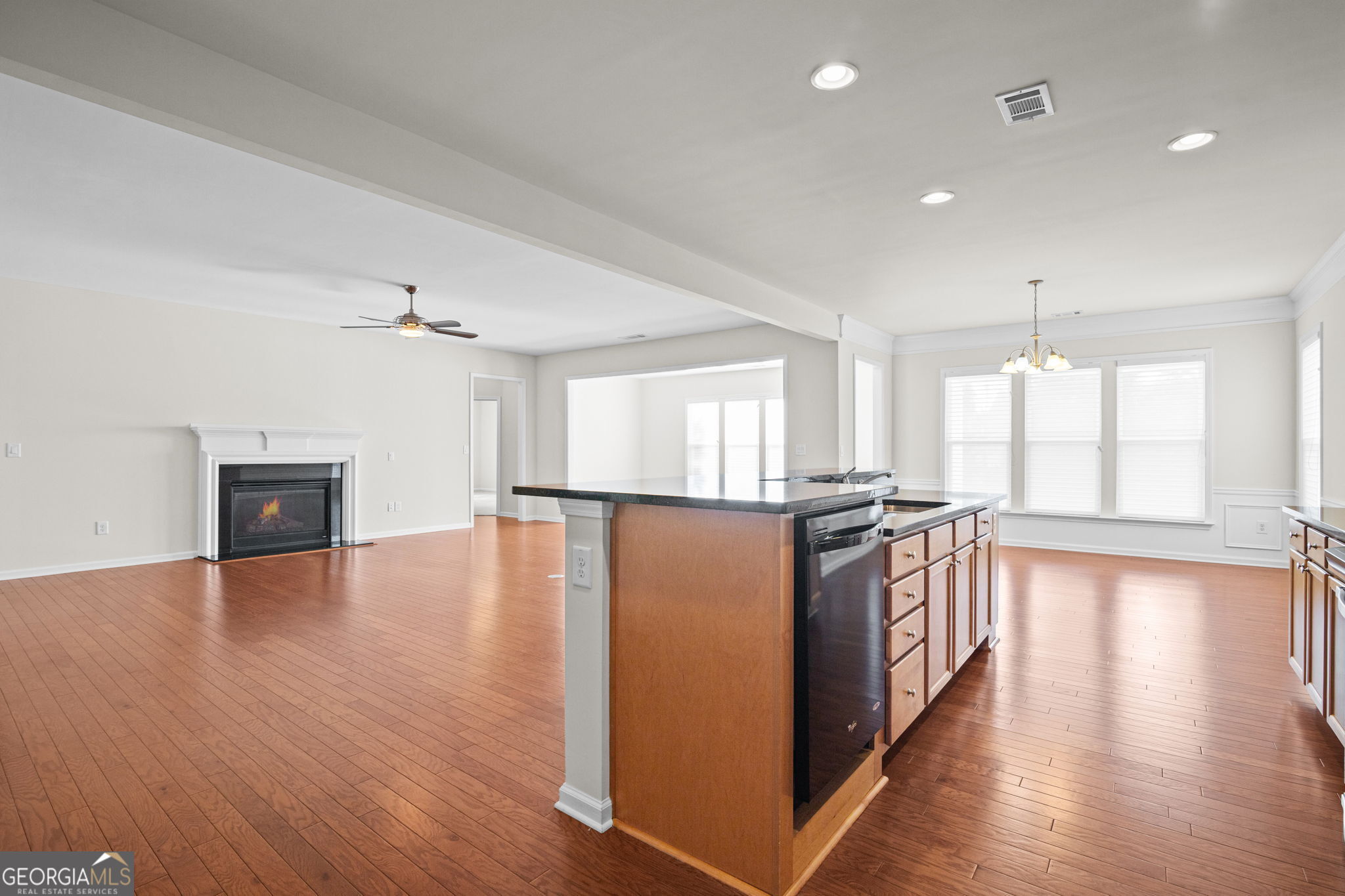 807 Eagle Drive Property Photo 17