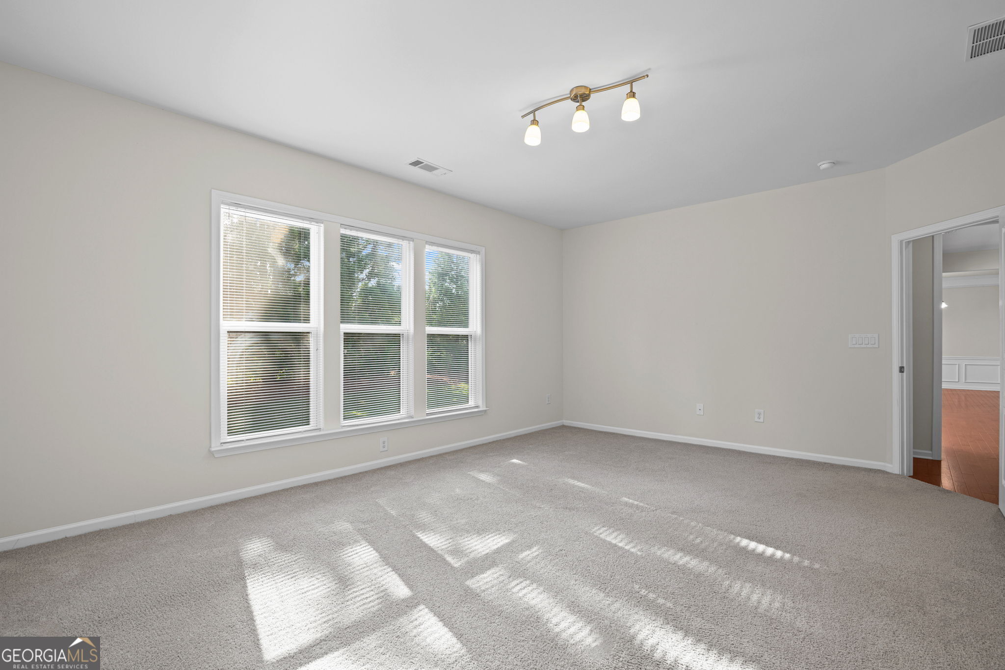 807 Eagle Drive Property Photo 27
