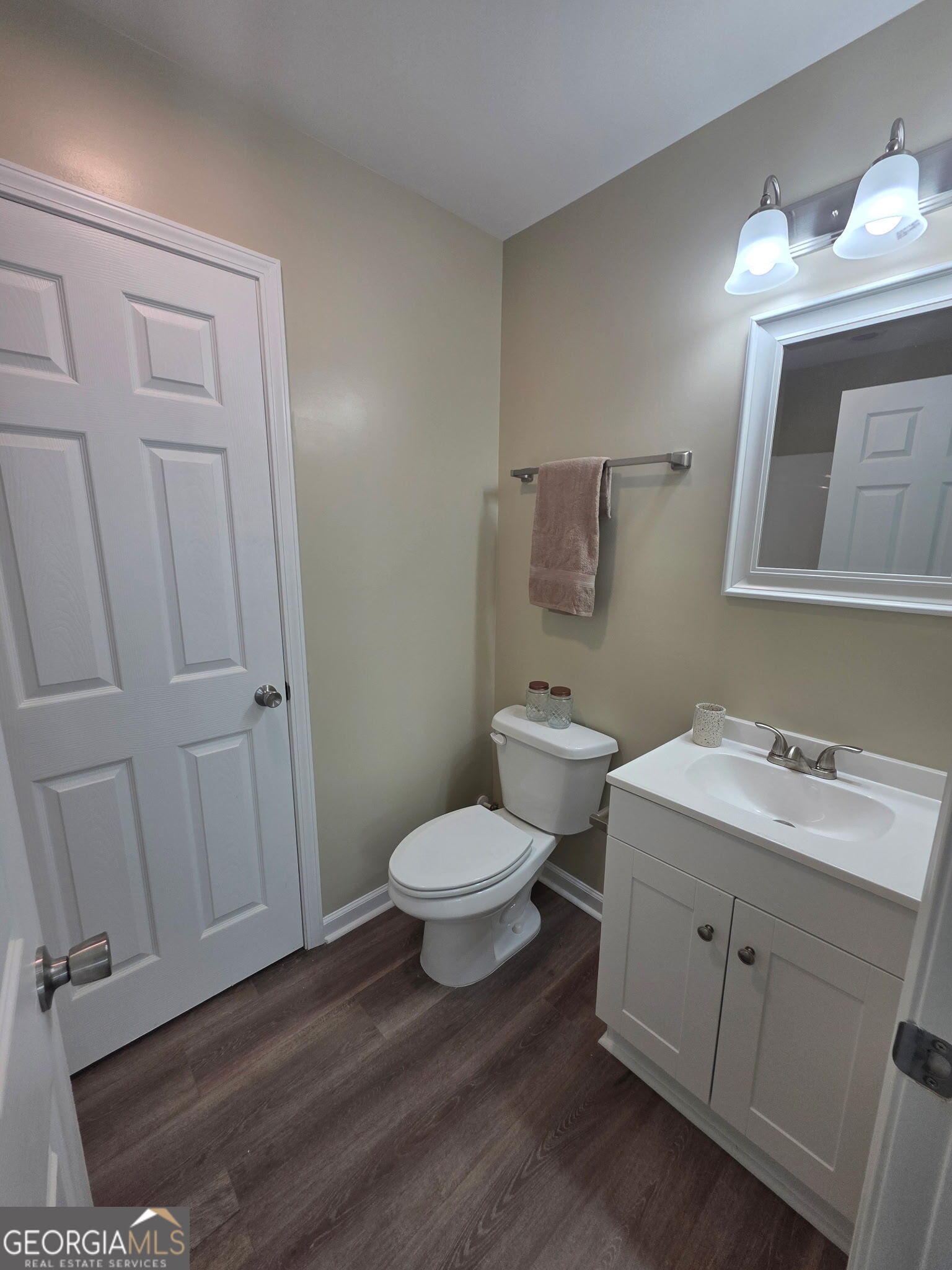 70 Charlotte Drive Property Photo 9