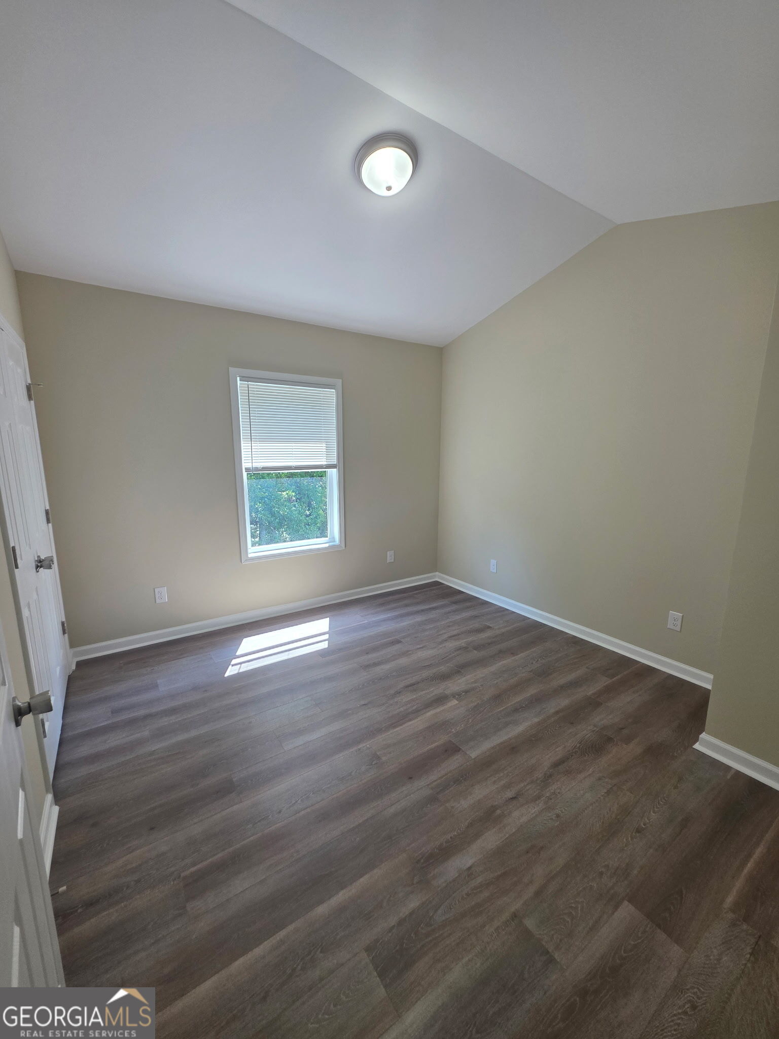 70 Charlotte Drive Property Photo 11