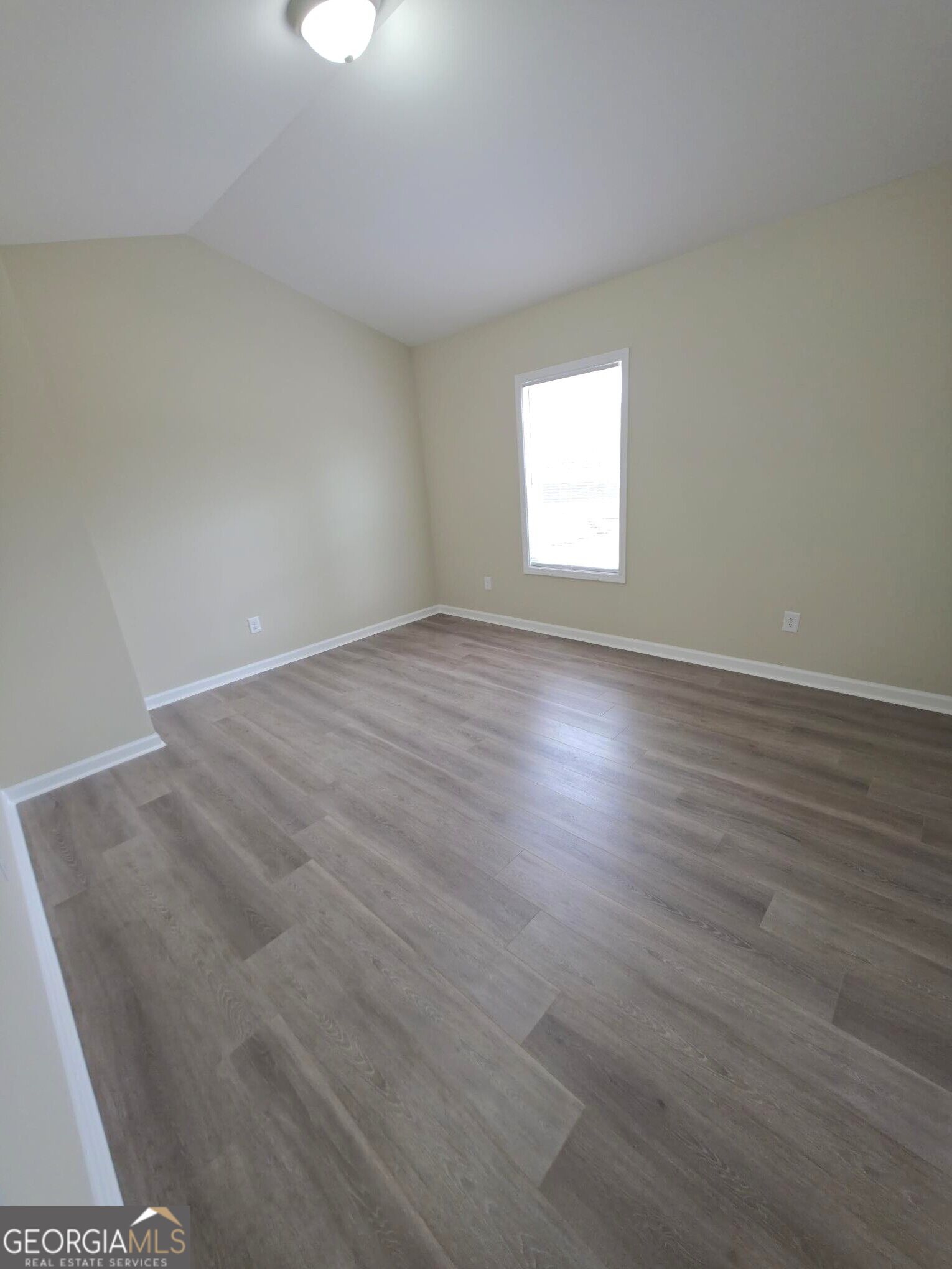 70 Charlotte Drive Property Photo 13