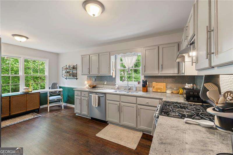 193 Preston Place Nw Property Photo 11