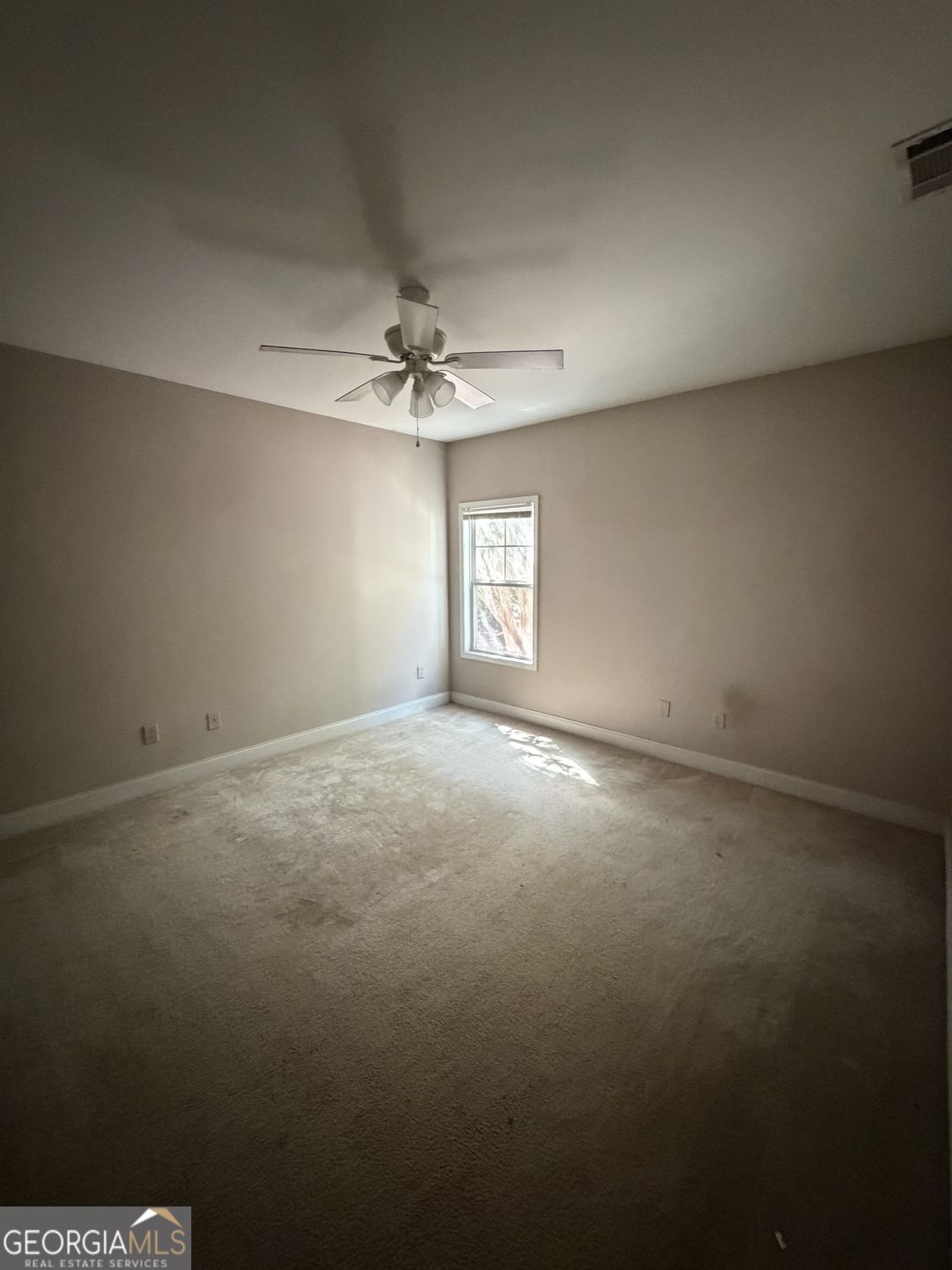 107 E Paces Drive Property Photo 8