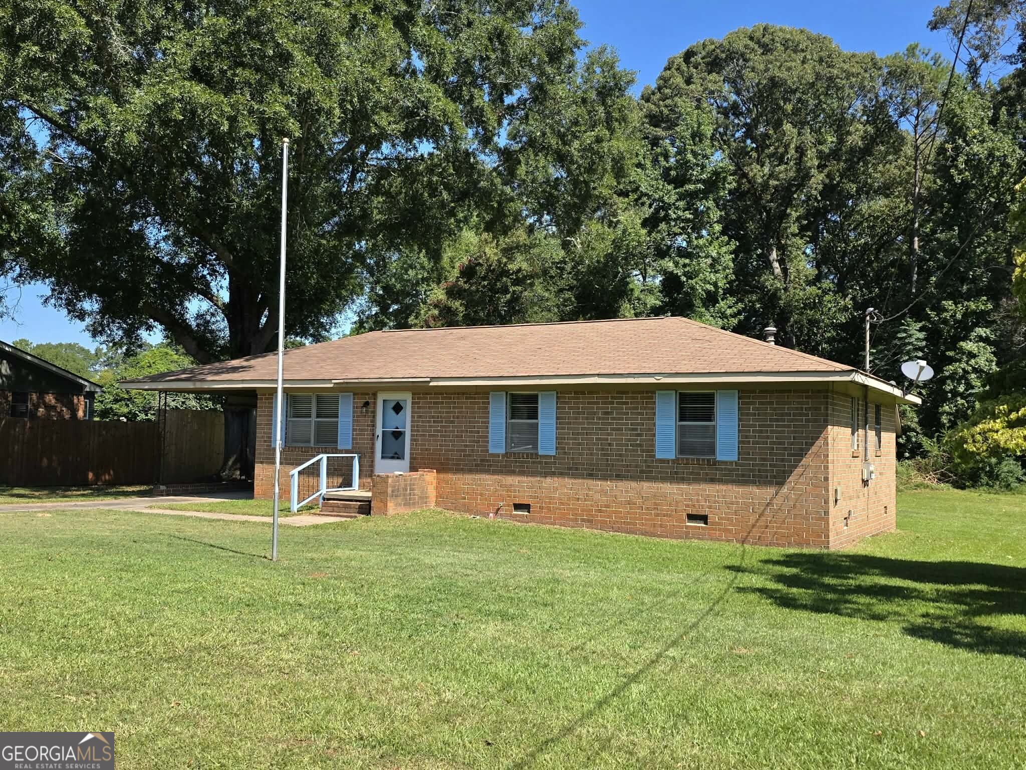 211 Wheeless Road Property Photo 2