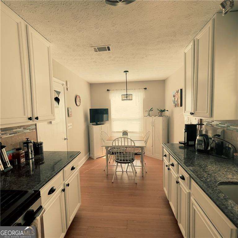 2722 Inverloch Circle Property Photo 24
