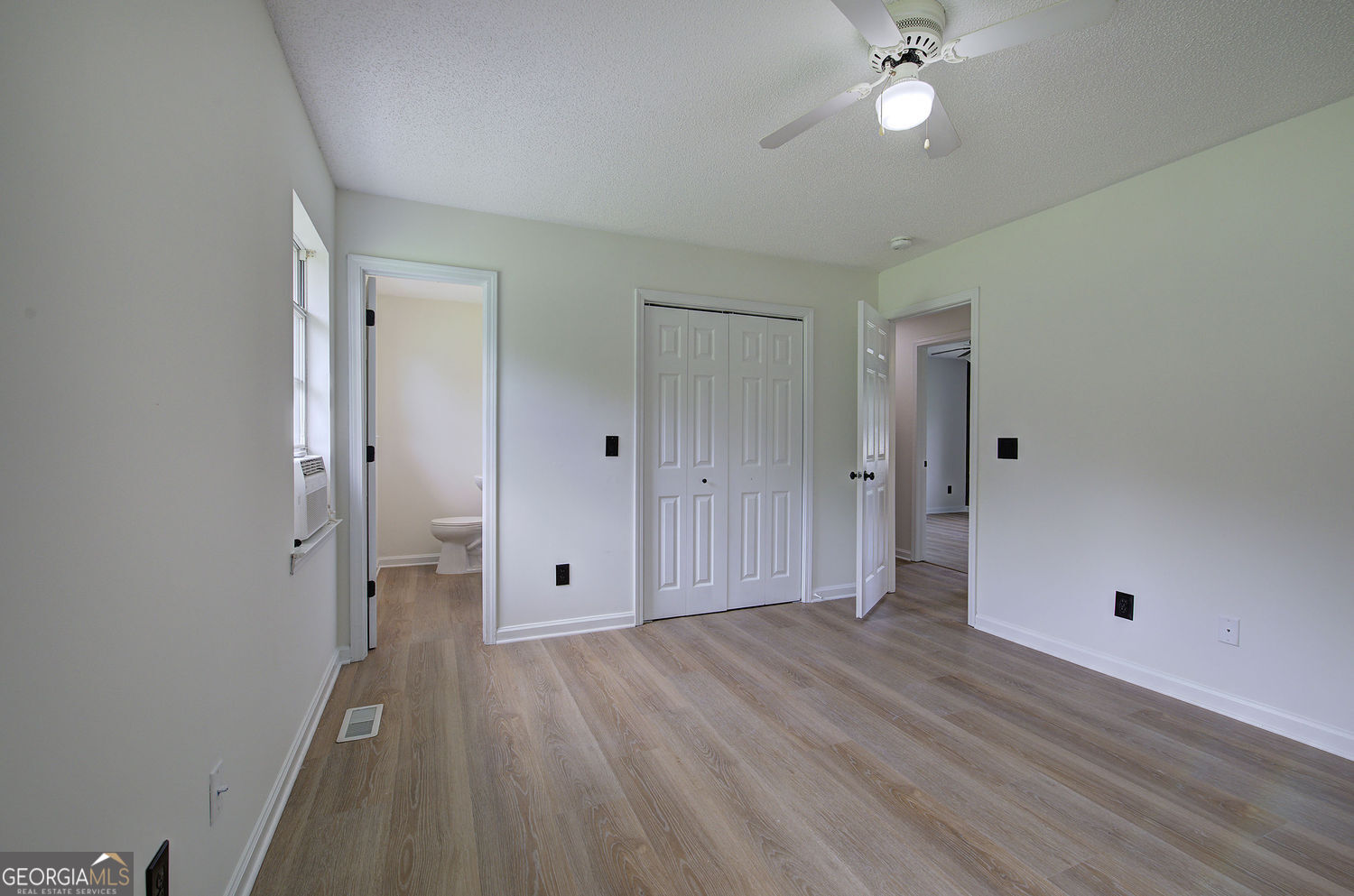 7097 Fairmount Highway Se Property Photo 14