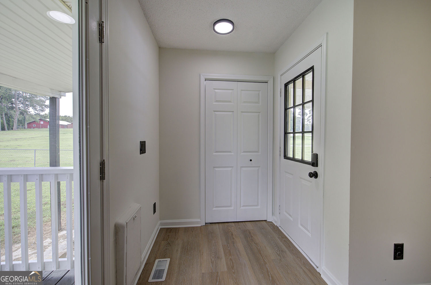 7097 Fairmount Highway Se Property Photo 16