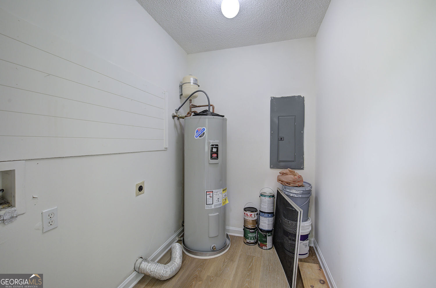 7097 Fairmount Highway Se Property Photo 17