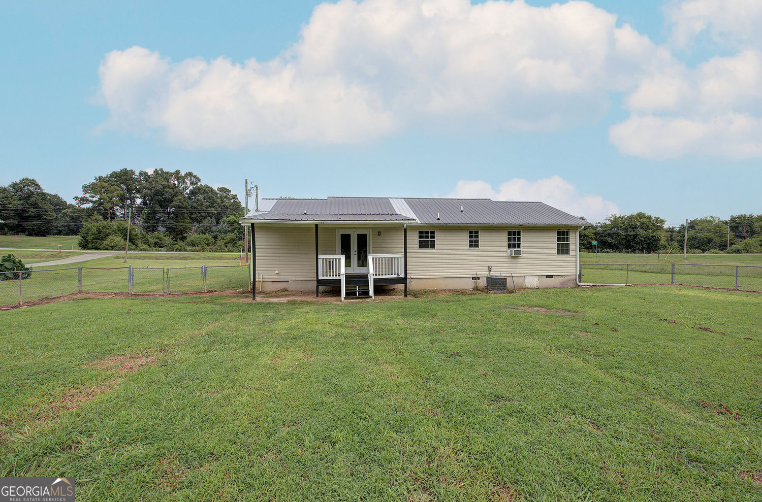 7097 Fairmount Highway Se Property Photo 20