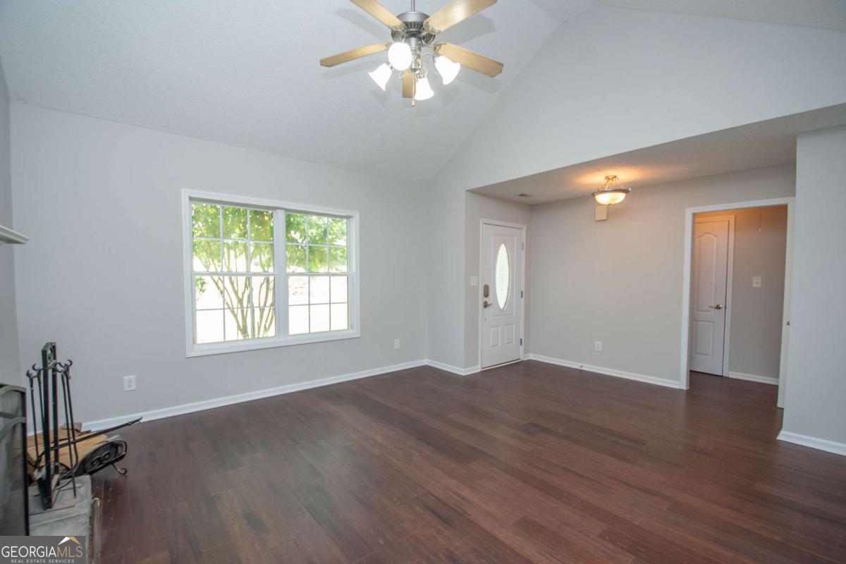 10 Walton Woods Court Property Photo 5