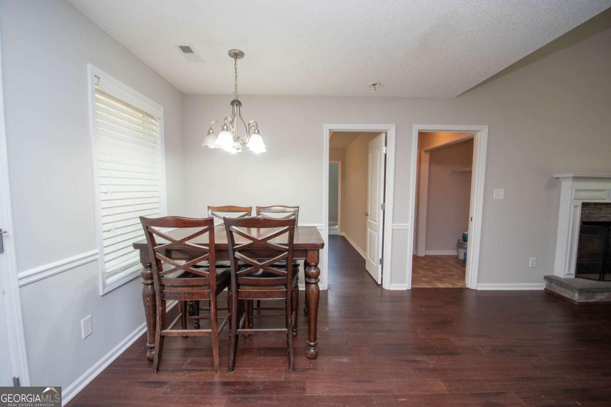 10 Walton Woods Court Property Photo 12