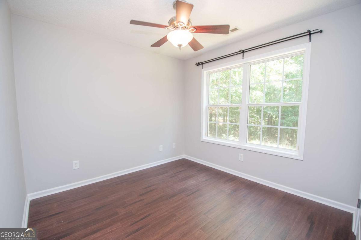 10 Walton Woods Court Property Photo 26