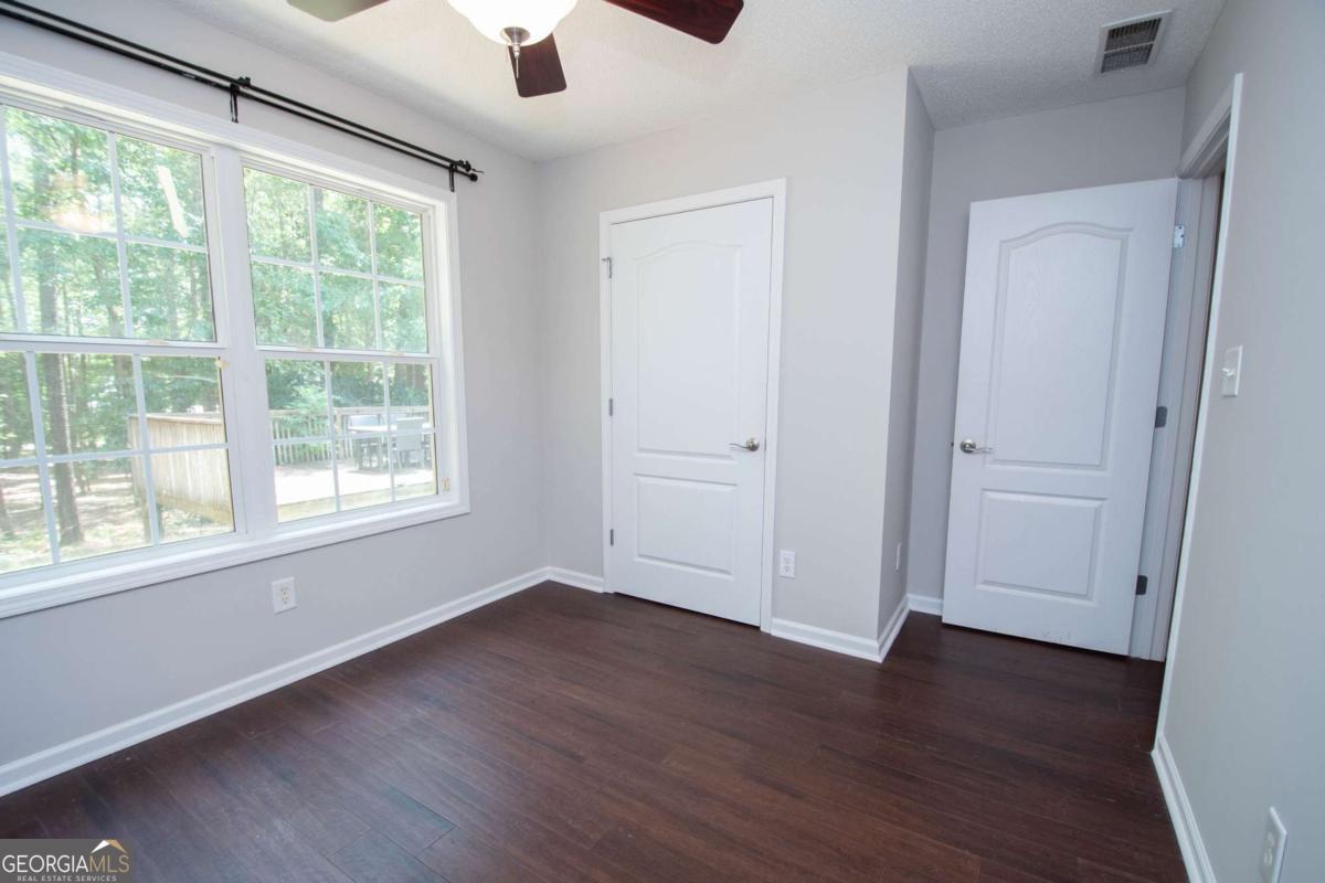 10 Walton Woods Court Property Photo 27