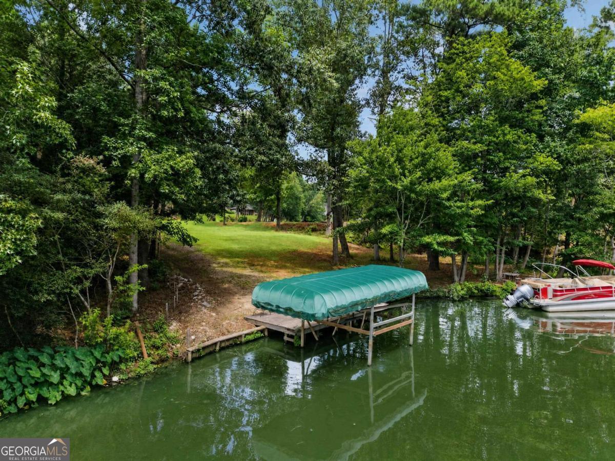 103 N Hidden Lake Drive Property Photo 18