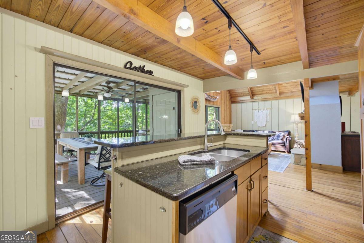 826 Woodland Trace Property Photo 18
