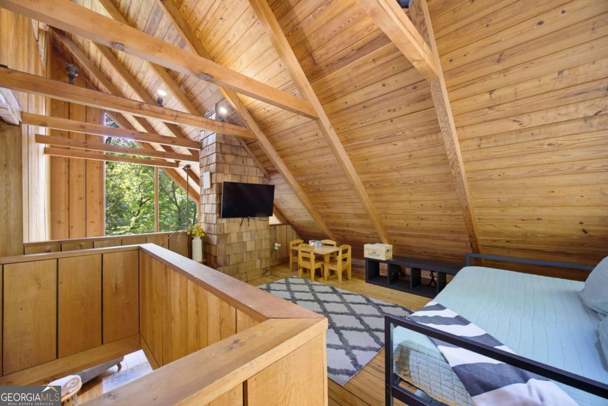 826 Woodland Trace Property Photo 24