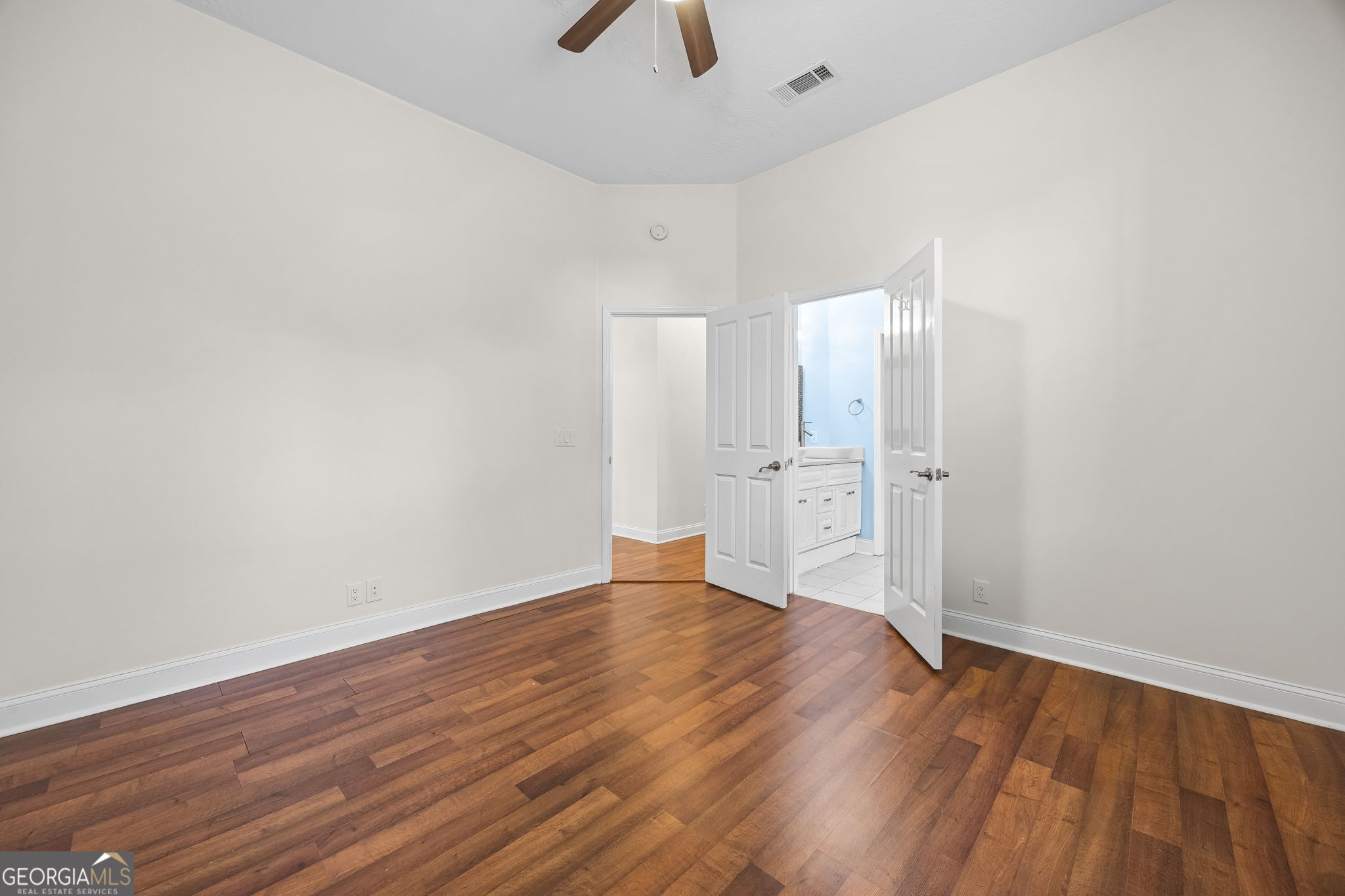 1036 Greenwillow Drive Property Photo 31