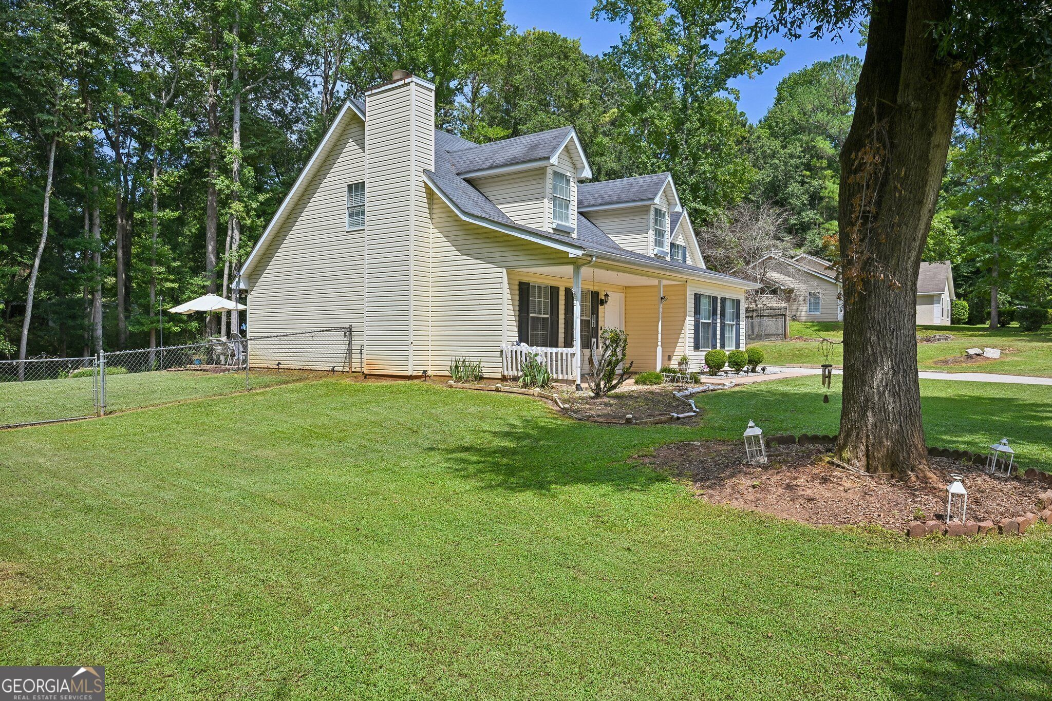 135 Creekview Drive Property Photo 4