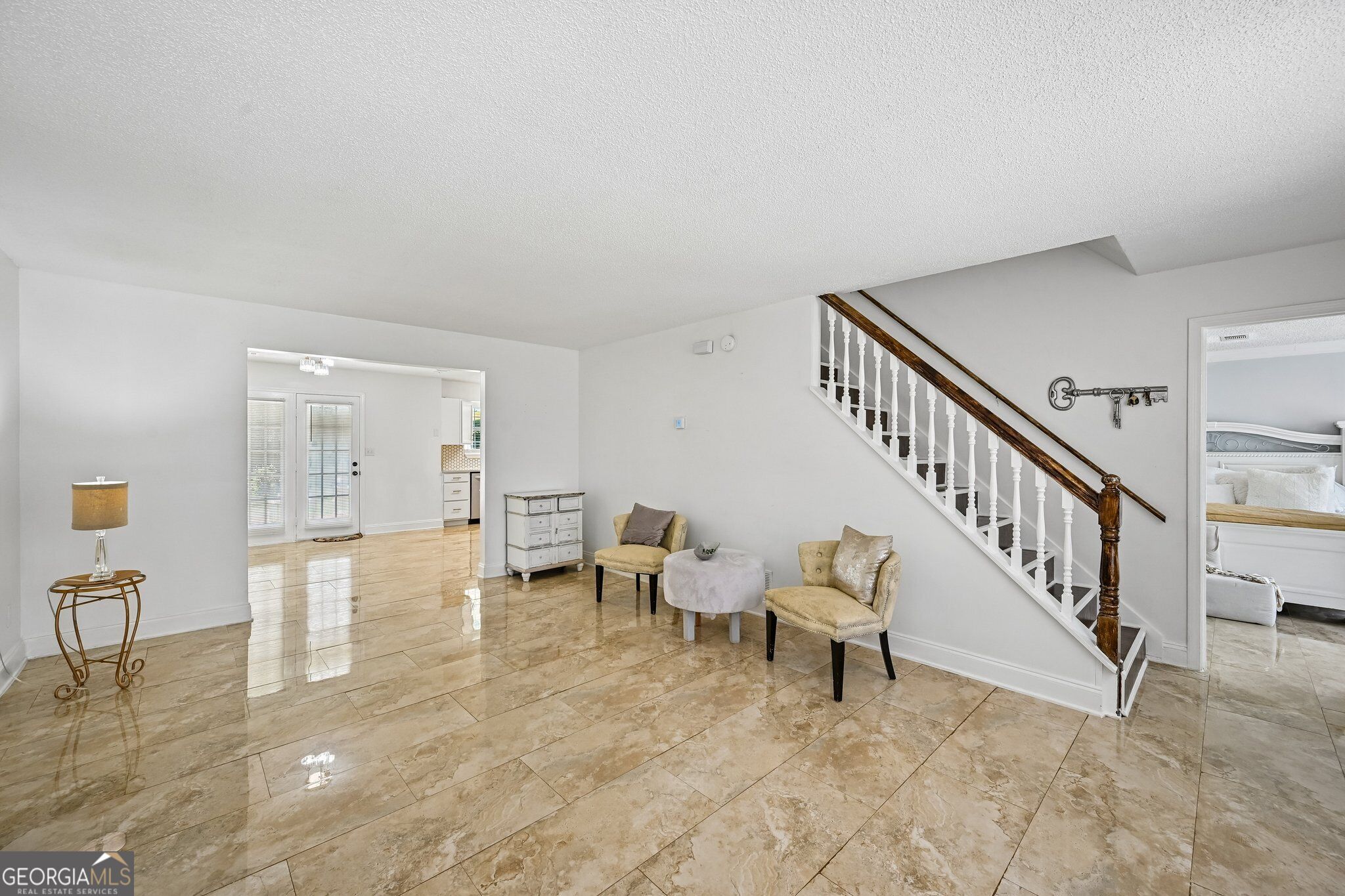 135 Creekview Drive Property Photo 12