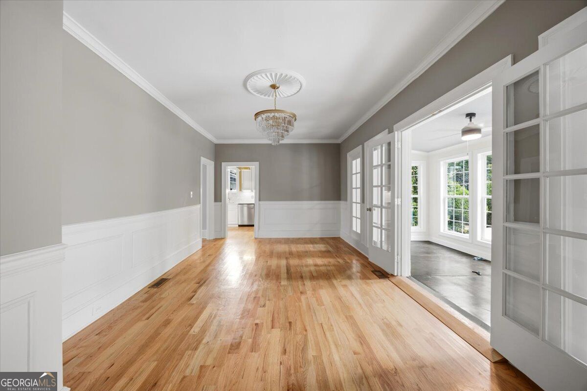 3860 Ridge Avenue Property Photo 7