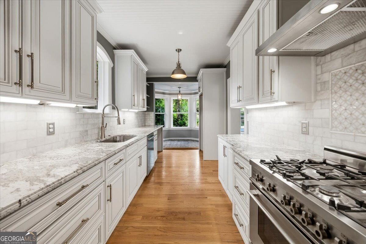 3860 Ridge Avenue Property Photo 11