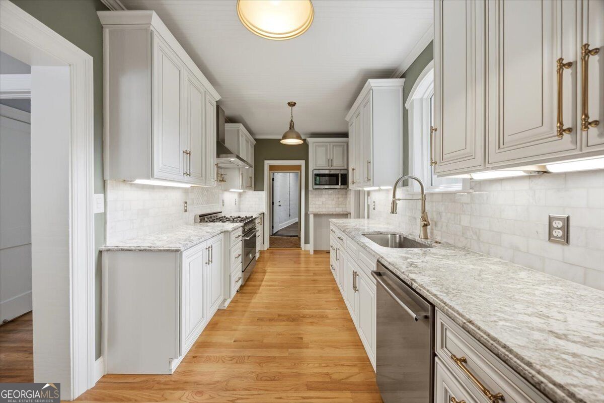 3860 Ridge Avenue Property Photo 14