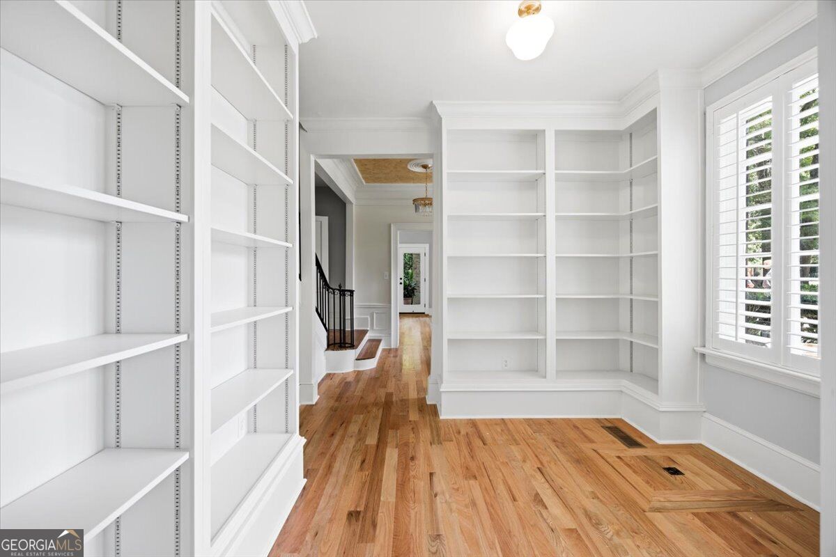 3860 Ridge Avenue Property Photo 19