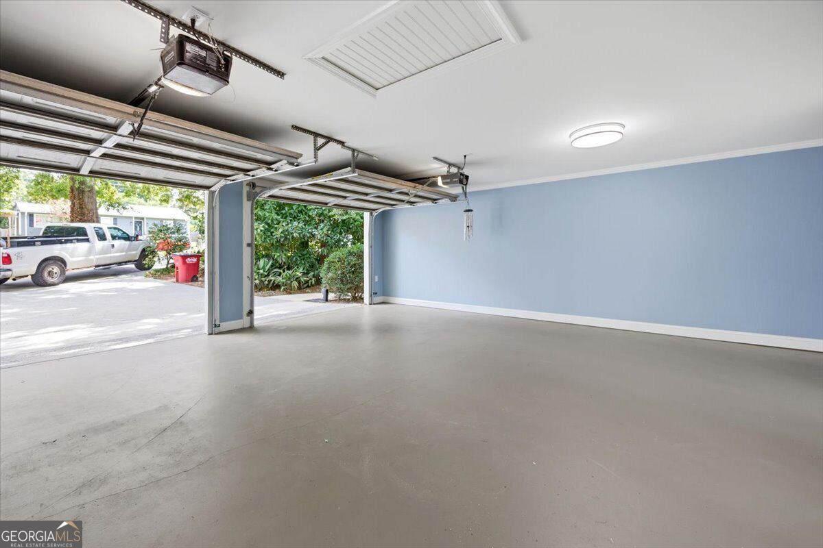 3860 Ridge Avenue Property Photo 43