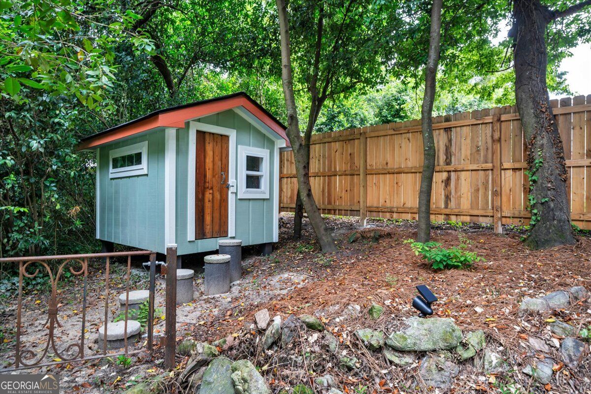 3860 Ridge Avenue Property Photo 70