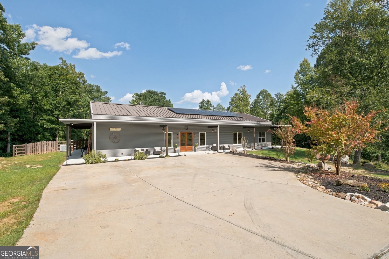 1411 Williams Road Property Photo 1