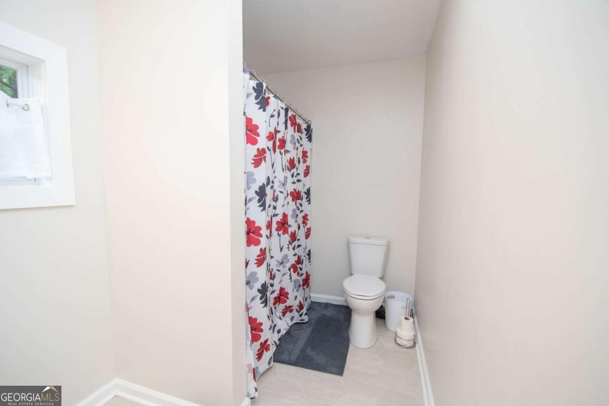 1104 Alverson Road Property Photo 16