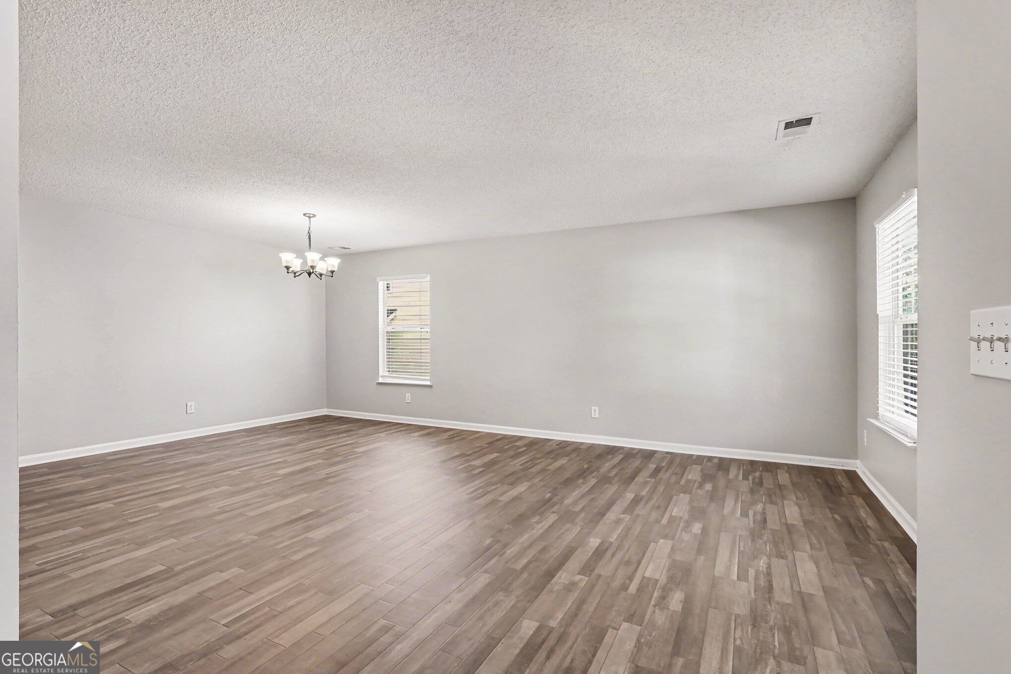 2020 Sweet Bay Drive Property Photo 6