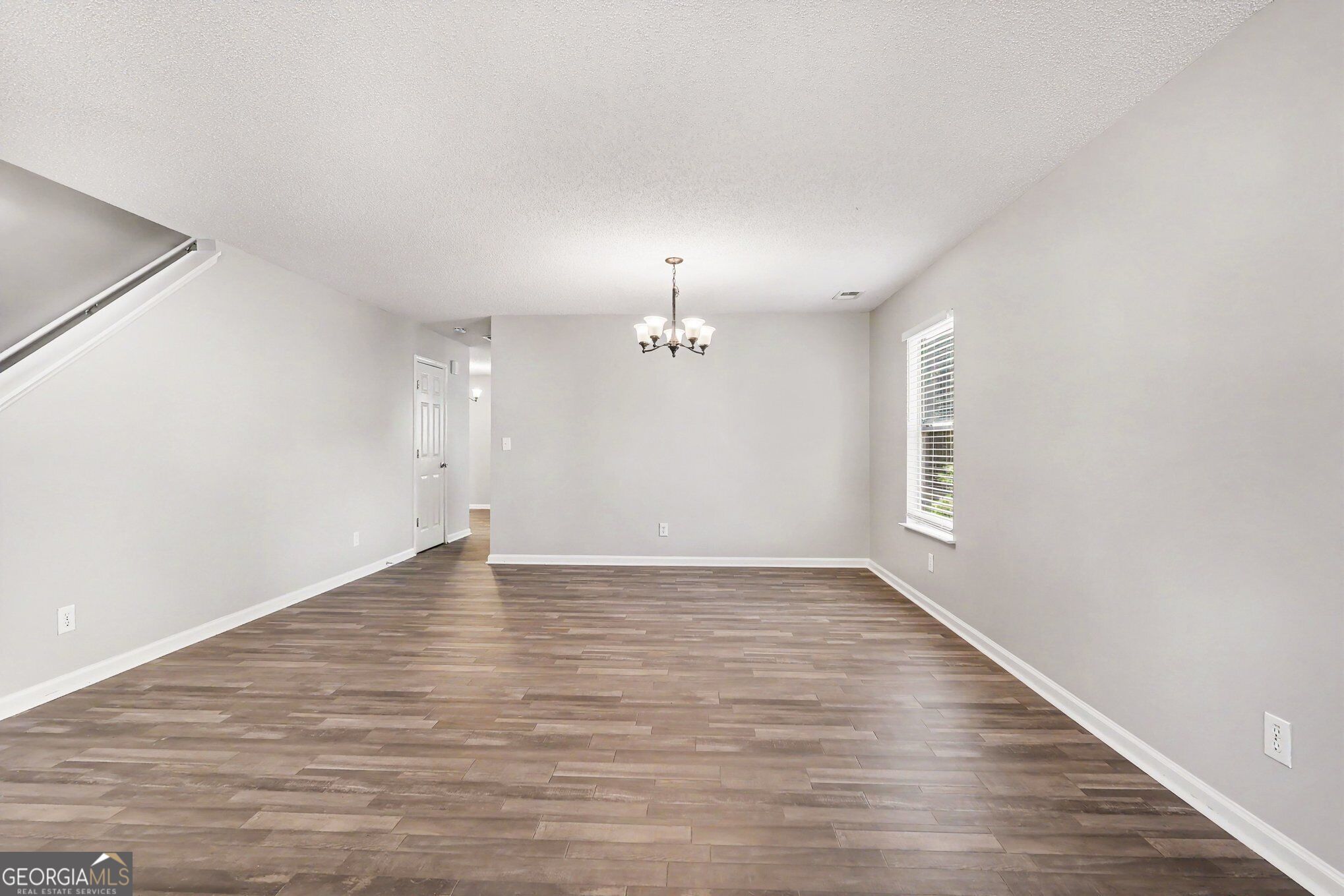 2020 Sweet Bay Drive Property Photo 7