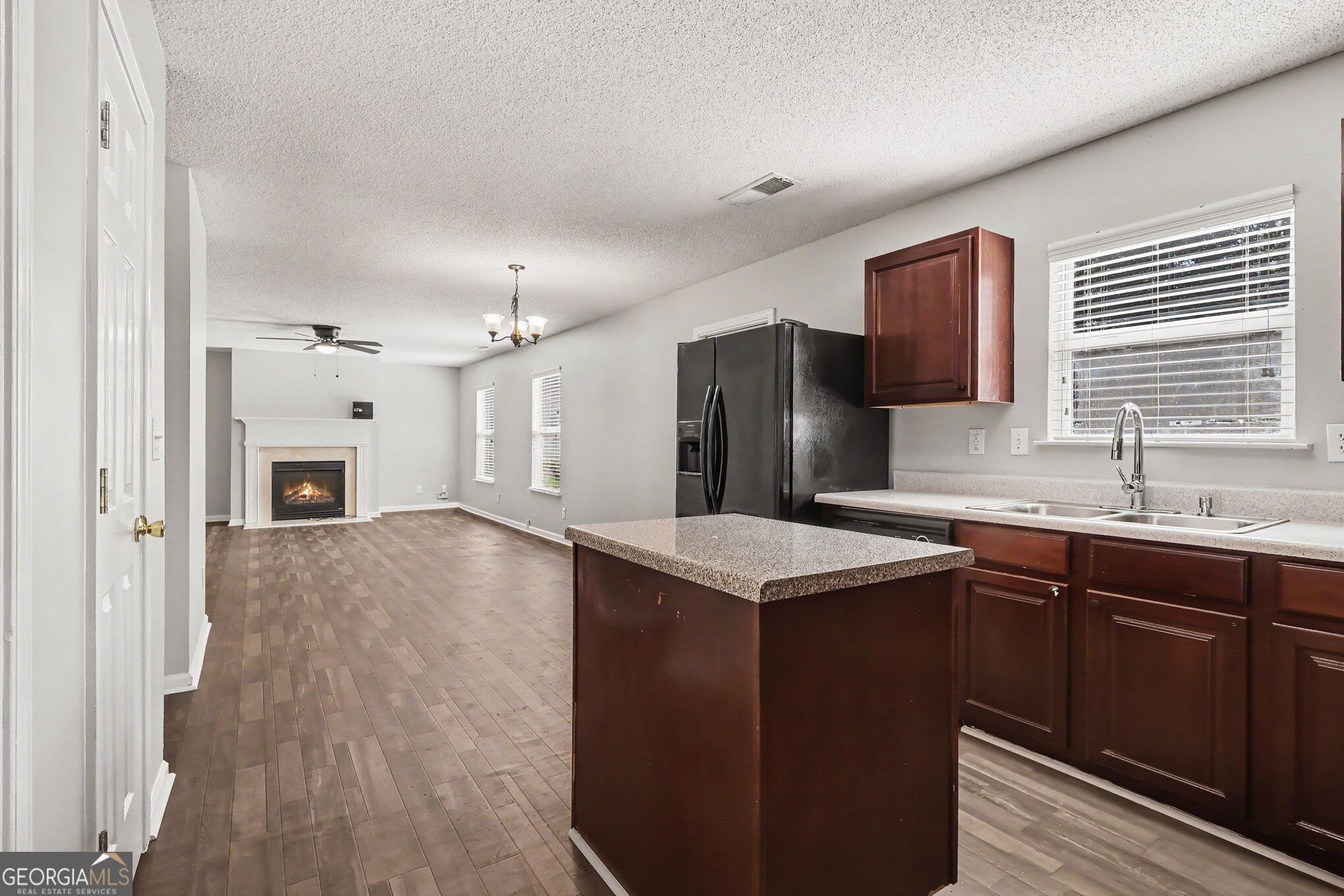 2020 Sweet Bay Drive Property Photo 12