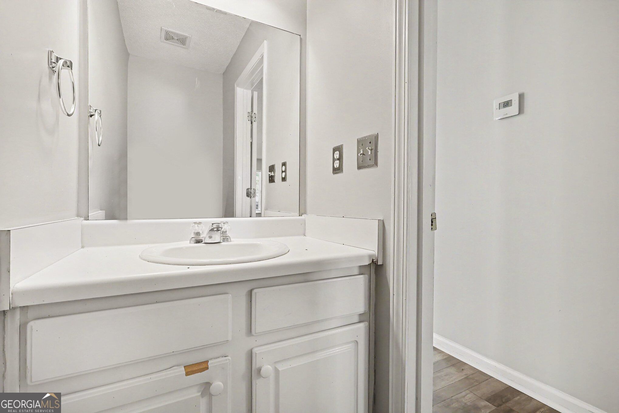2020 Sweet Bay Drive Property Photo 22