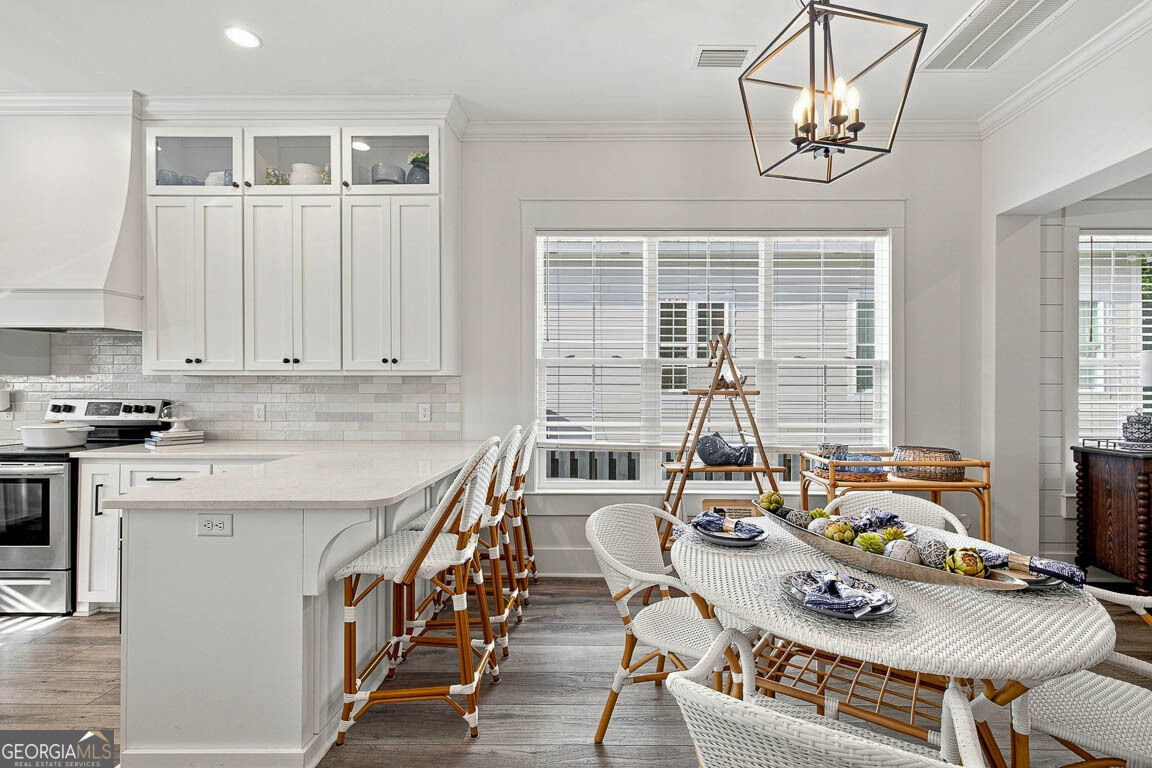 311 Peachtree Street Property Photo 14