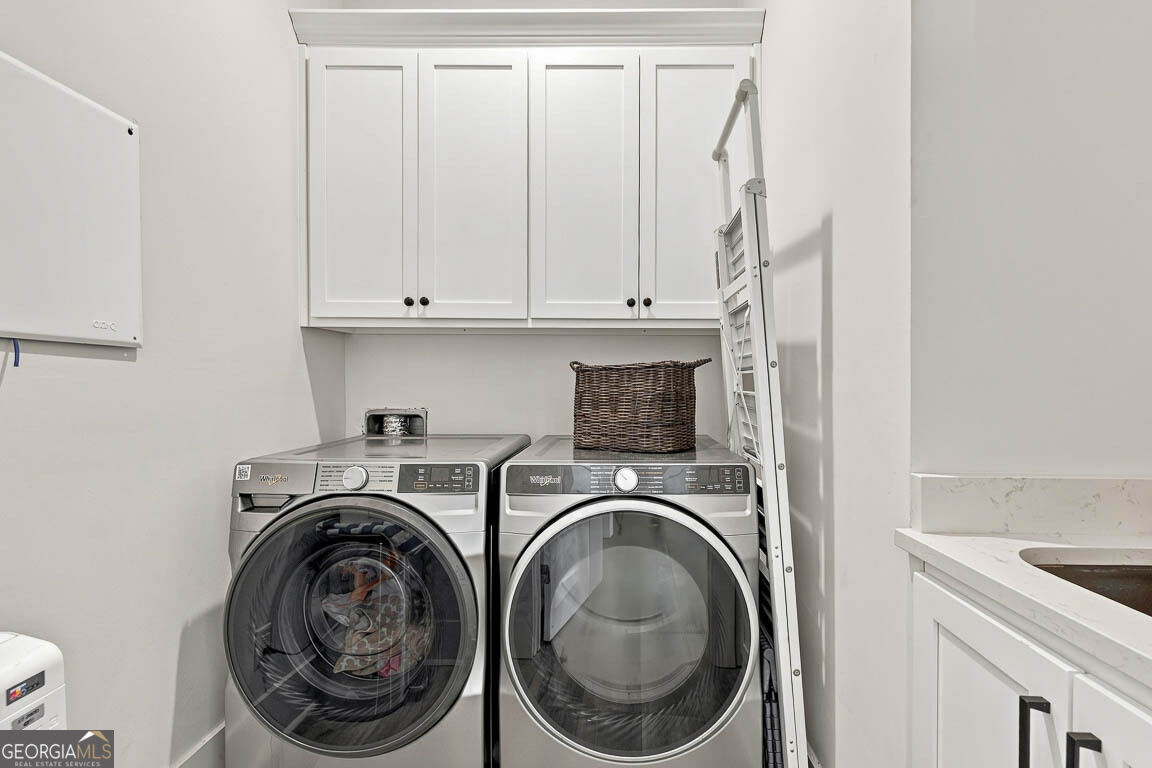 311 Peachtree Street Property Photo 23