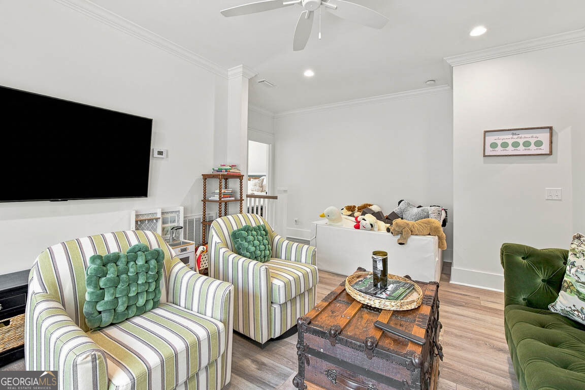 311 Peachtree Street Property Photo 32
