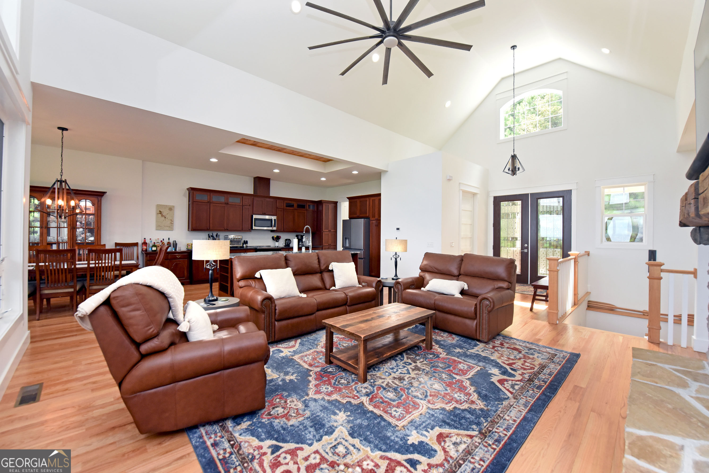 732 Ridge Pointe Way Property Photo 6