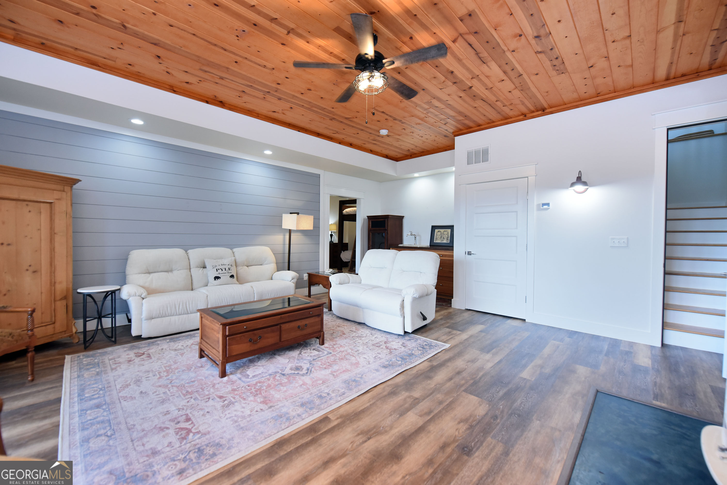 732 Ridge Pointe Way Property Photo 38