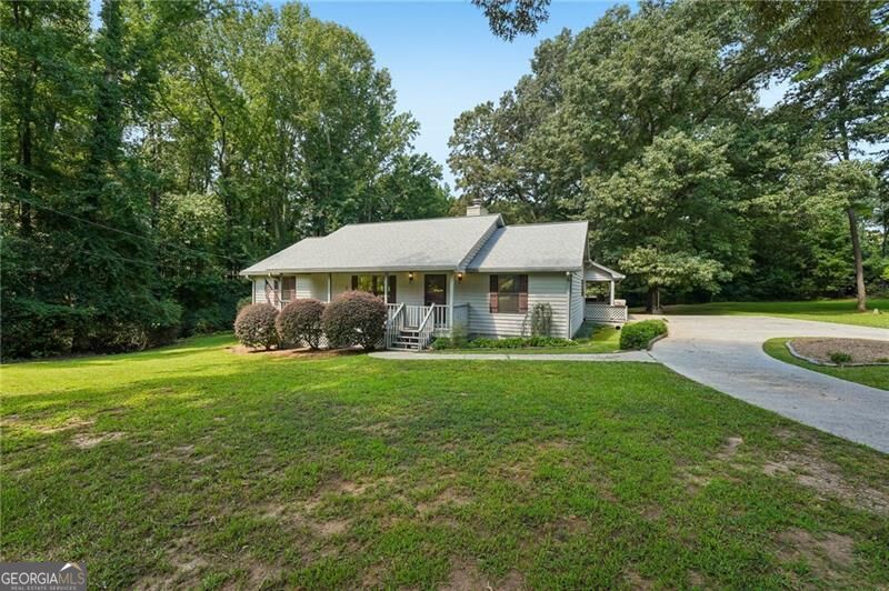 16055 Thompson Road Property Photo 2