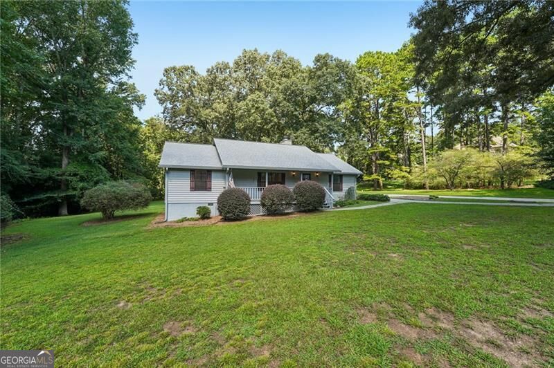 16055 Thompson Road Property Photo 4