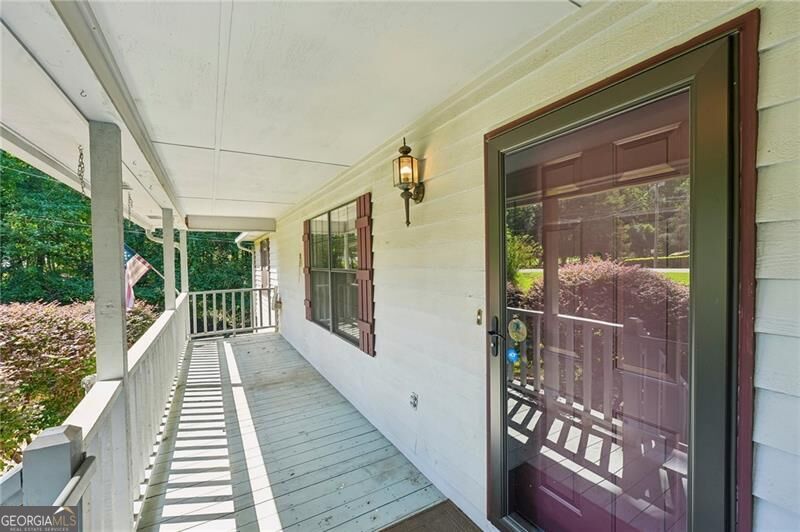 16055 Thompson Road Property Photo 5