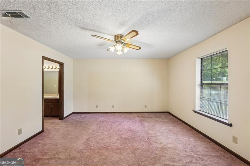 16055 Thompson Road Property Photo 14