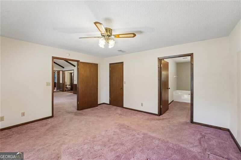 16055 Thompson Road Property Photo 15