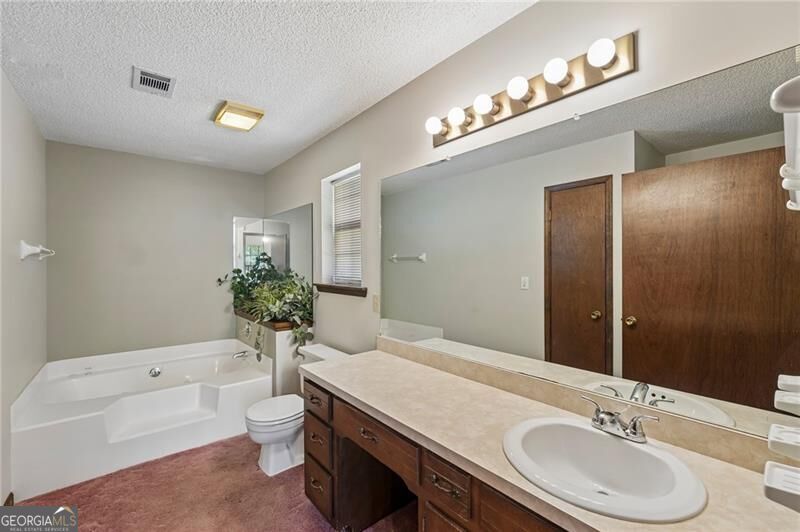 16055 Thompson Road Property Photo 16