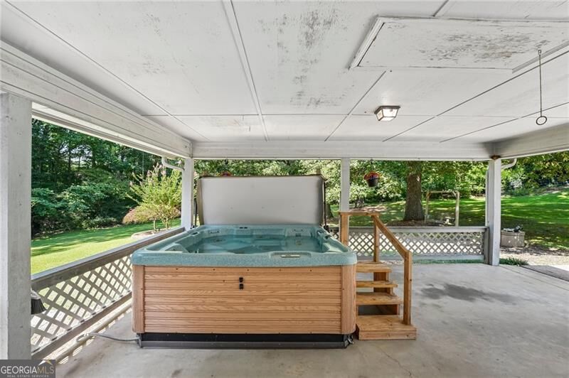 16055 Thompson Road Property Photo 25